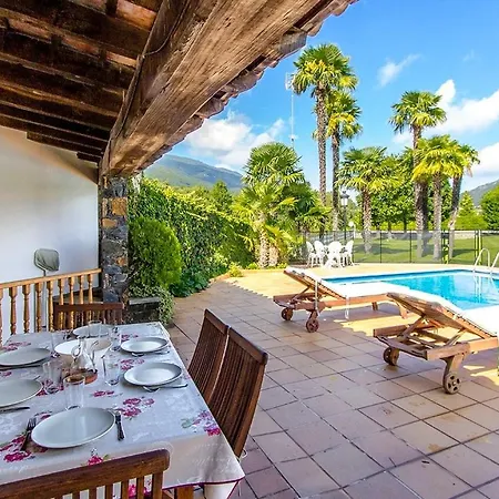 Villa Picturesque Costa Brava Countryside Les Planes d'Hostoles