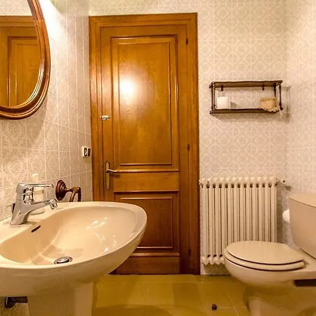 Picturesque Costa Brava Countryside Willa