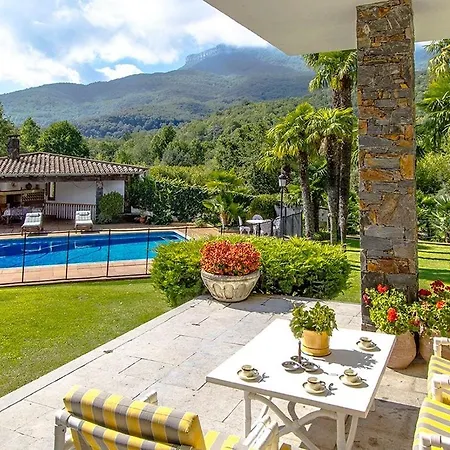 Picturesque Costa Brava Countryside Les Planes d'Hostoles